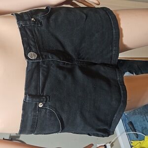 Jordache lo-rise Black Shorts